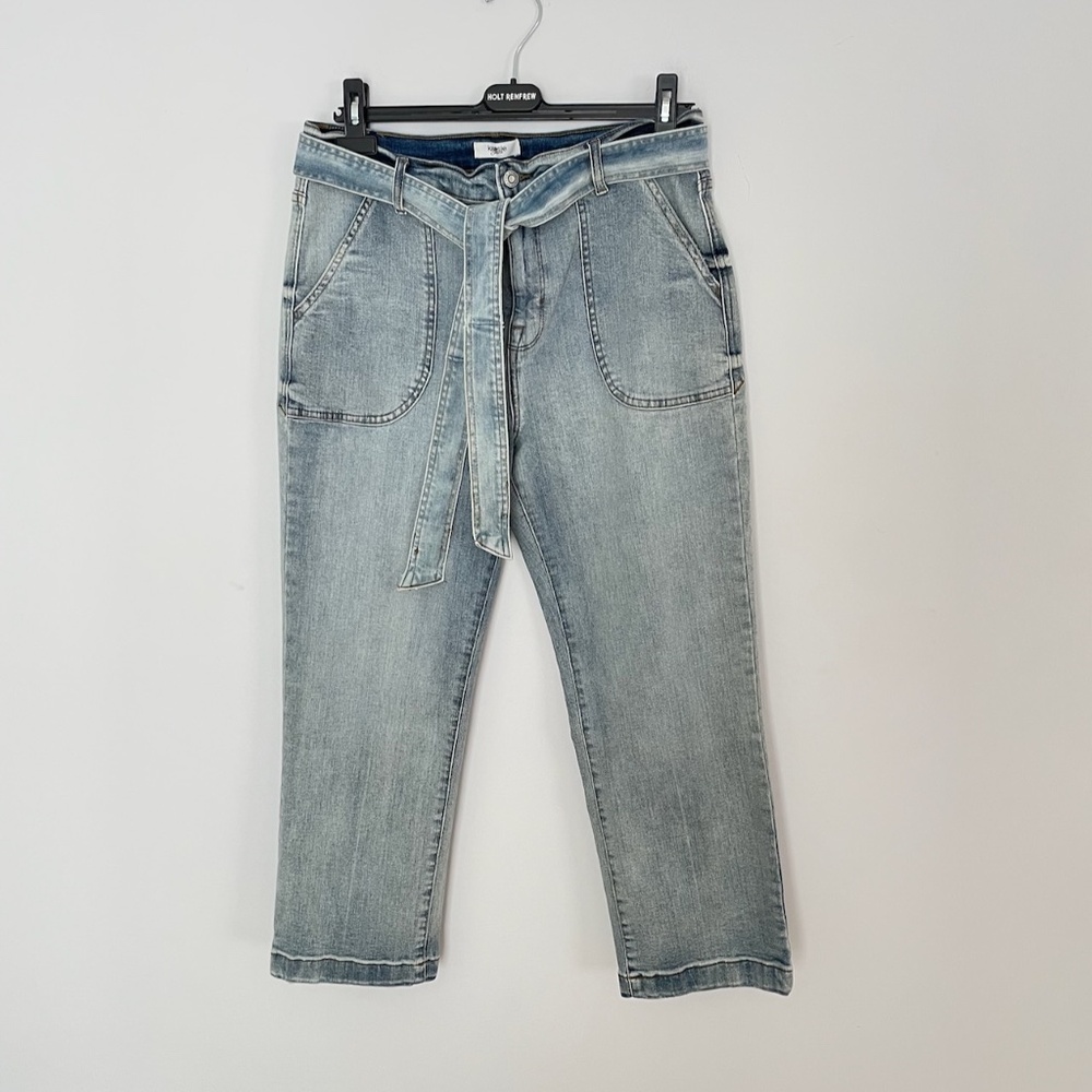 KENSIE Women high rise crop moon washed stretch jeans with belt size 10/30